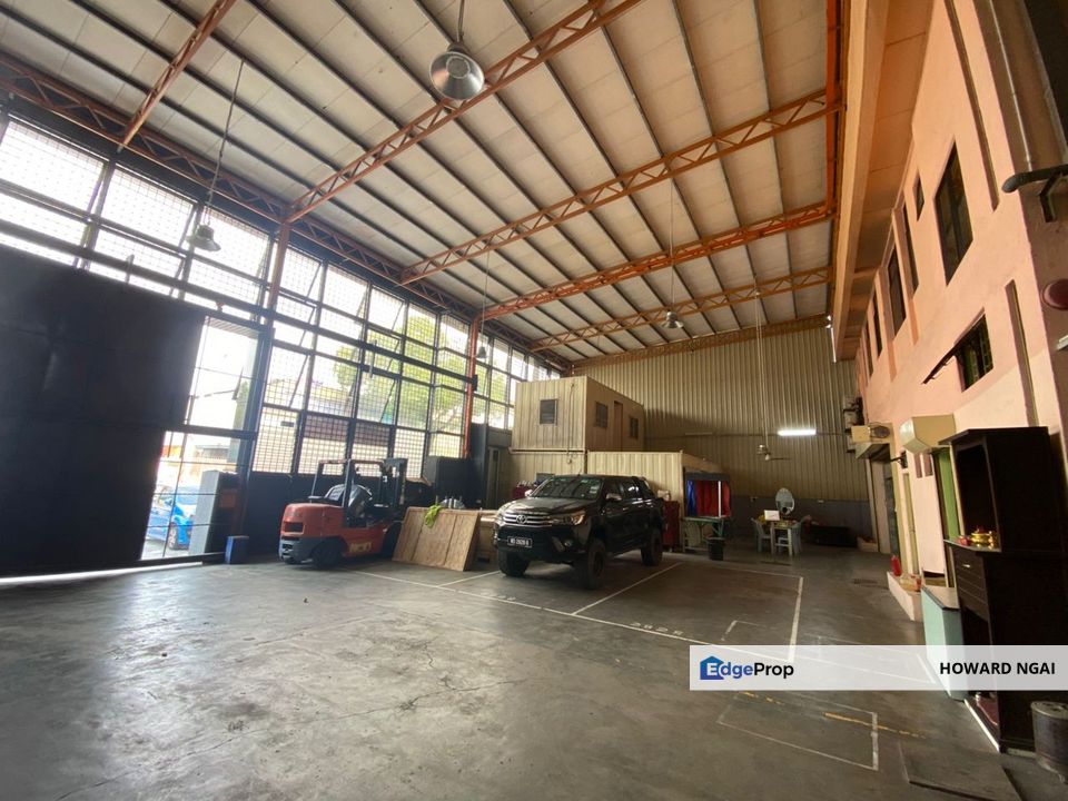 Detached Factory Fully Extend Office Reno Taman Perindustrian Puchong, Selangor, Puchong