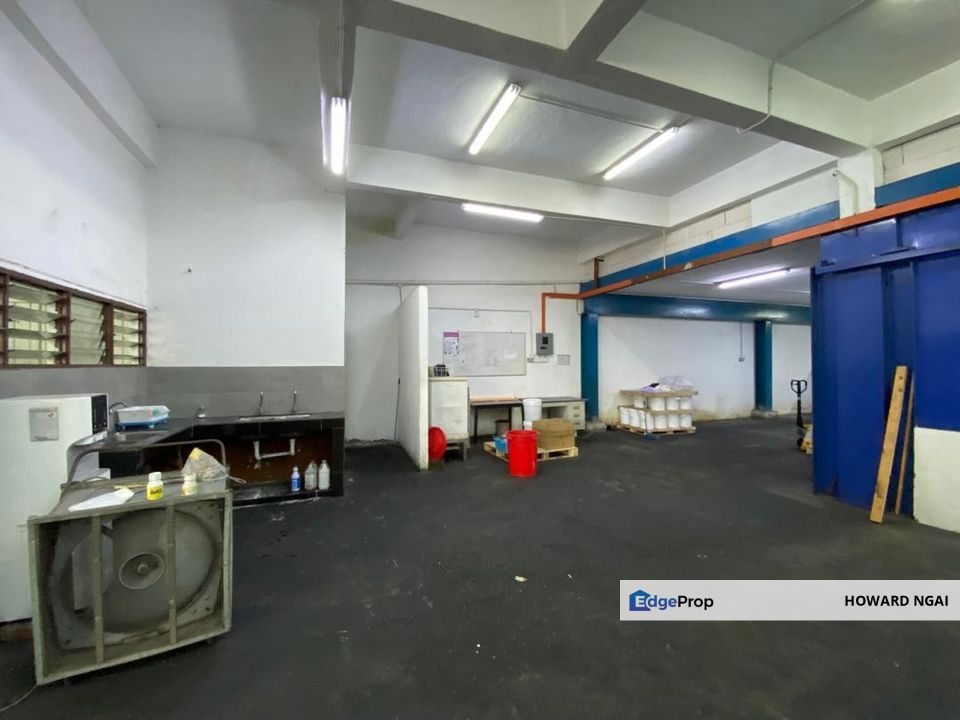 LIMTED 1.5sty Fully extended Semid Factory for Rent / Taman Perindustrian Puchong@ TPP 1, Selangor, Puchong