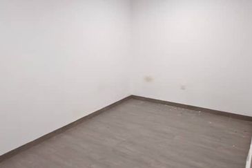 Elmina Business Park