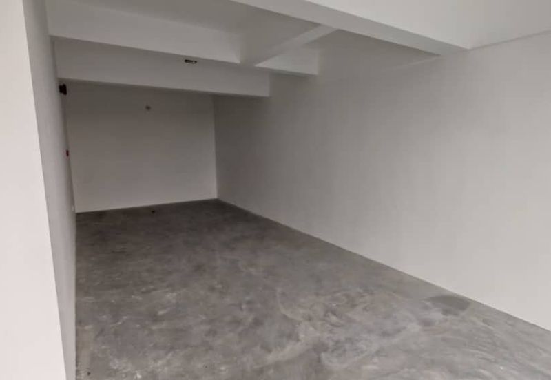 Elmina Business Park