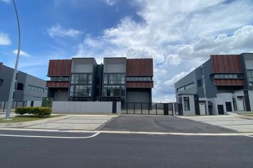 Elmina Business Park