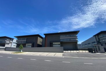 Elmina Business Park