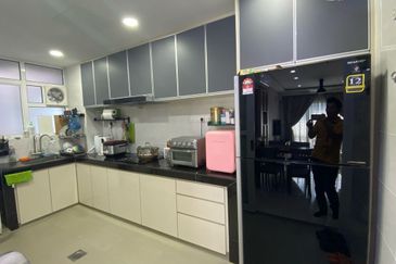 Hijauan Puteri Condominiums