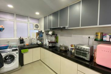 Hijauan Puteri Condominiums