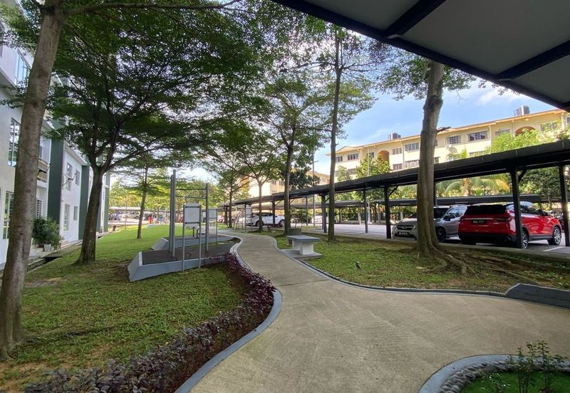 Hijauan Puteri Condominiums