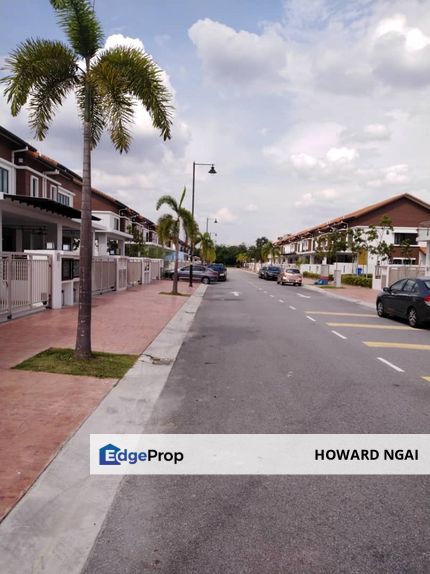Good Location. Fully Extend Renovated Unit., Selangor, Bandar Kinrara Puchong