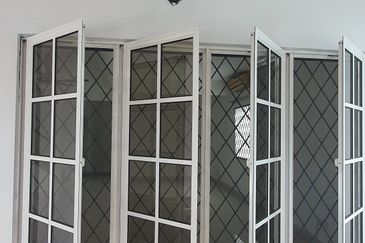 Super fabulous End-lot Double-storey house Taman Selatan, Klang