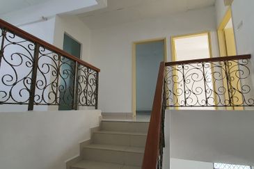 Super fabulous End-lot Double-storey house Taman Selatan, Klang