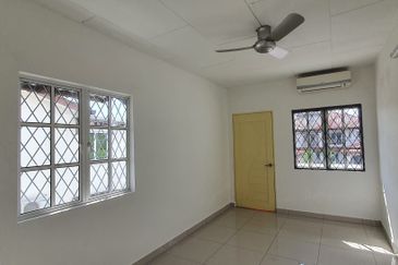 Super fabulous End-lot Double-storey house Taman Selatan, Klang