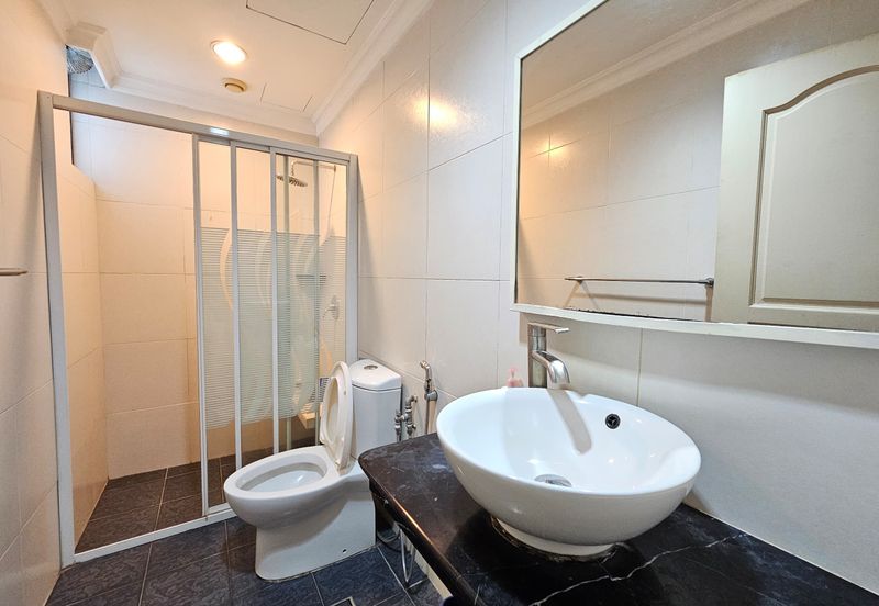 Corinthian Condominium