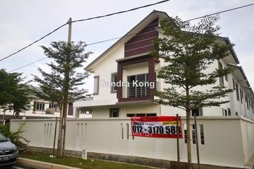 Taman Kinrara Seksyen 1