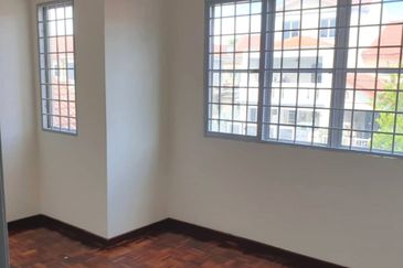 Taman Amanputra, Puchong South