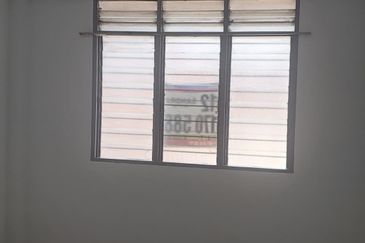 Kenanga Apartment, Taman Bukit Kinrara