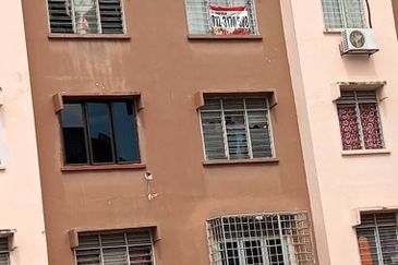 Kenanga Apartment, Taman Bukit Kinrara