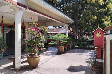 Taman Kinrara Seksyen 1