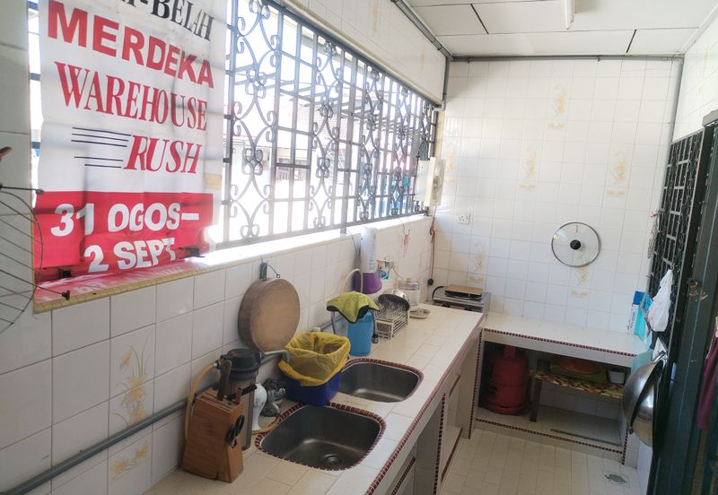 Taman Kinrara Seksyen 1