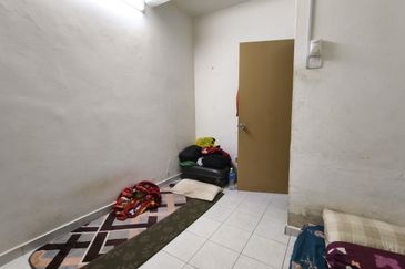 Subang Perdana Goodyear Court 5