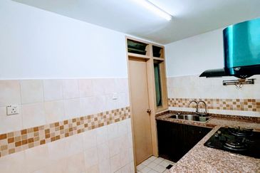 Puteri Bayu Apartment