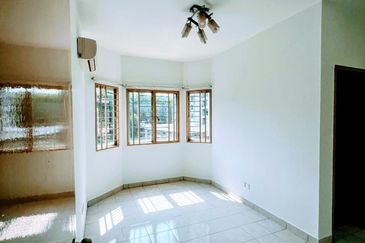 Puteri Bayu Apartment