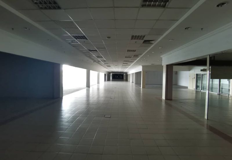 128,000sf Built Up - Detached Commercial Complex @ Batu Berendam, Bachang, Melaka For Rent.