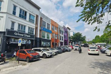 Bandar Tun Hussein Onn