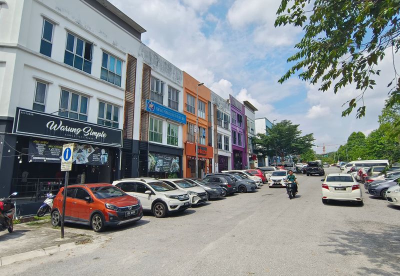 Bandar Tun Hussein Onn