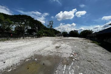 8 Acres Commercial Land, Beside Main Road, Kota Seri Langat, Banting, Selangor