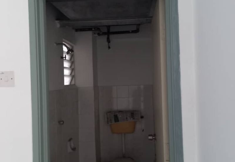 Taman Pinggiran Putra