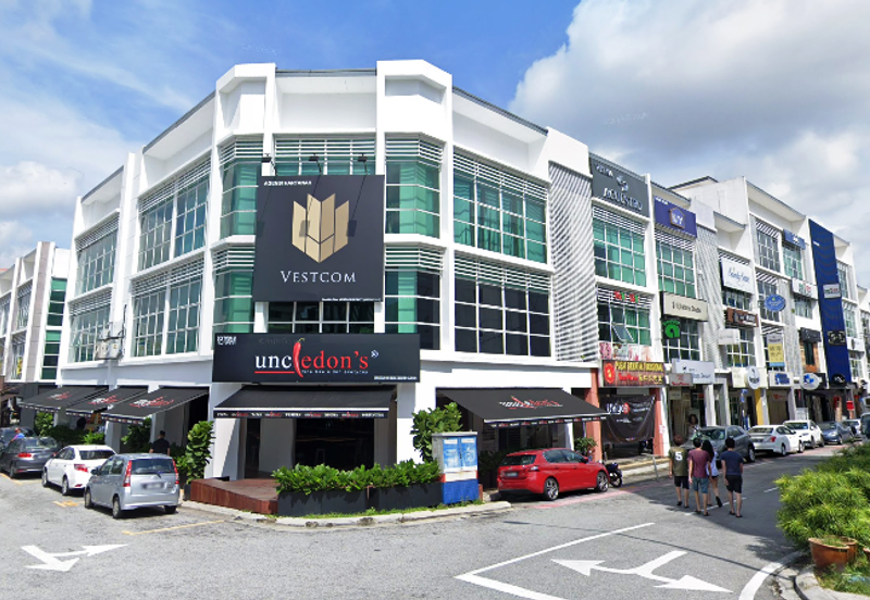 Facing Main Road - Ground Floor Shop in Sri Petaling.