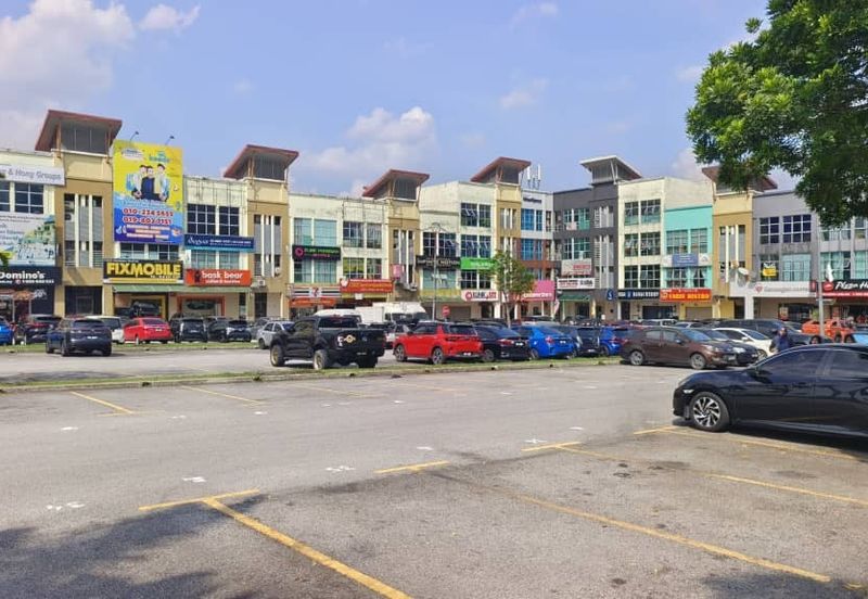 Bandar Tun Hussein Onn