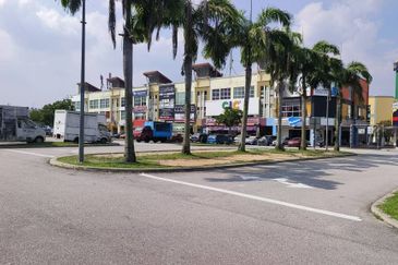 Bandar Tun Hussein Onn