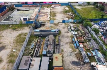 West Port, Pulau Indah