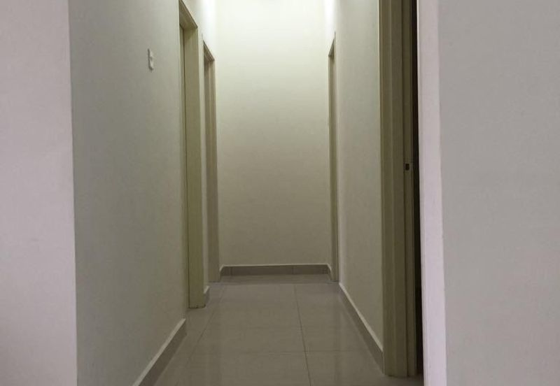 Tiara Hatamas Apartment