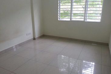 Tiara Hatamas Apartment