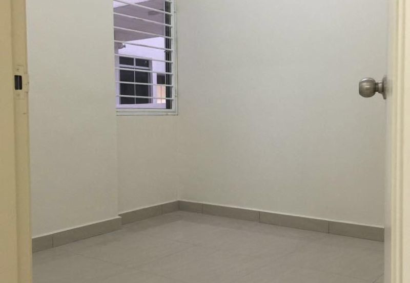 Tiara Hatamas Apartment