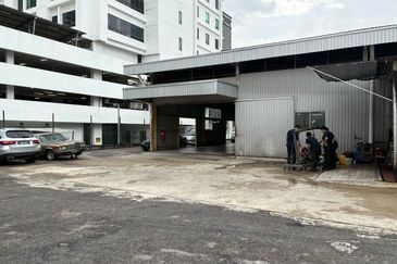 Section 13 (Seksyen 13)