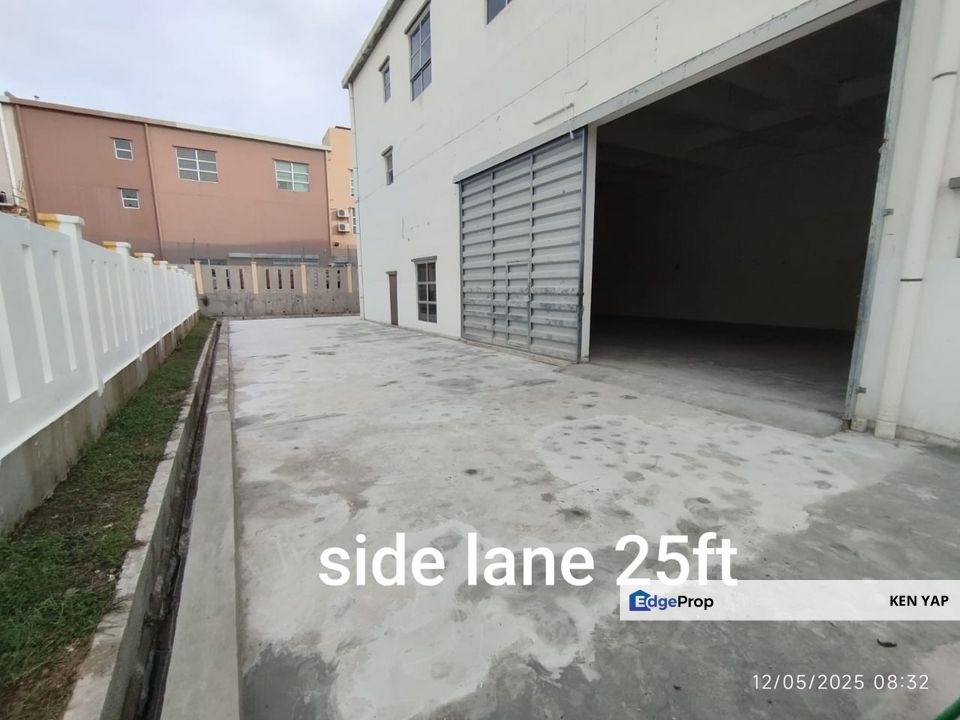 Semi-D Factory For Rent @ Selesa Jaya, Balakong., Selangor, Cheras