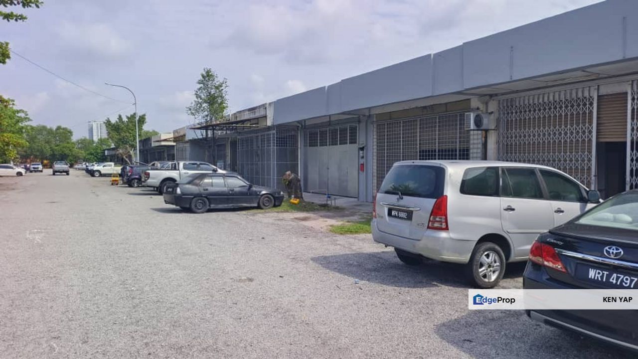 40x80 - 1 Storey Link Factory @ Puchong Utama, Selangor., Selangor, Puchong