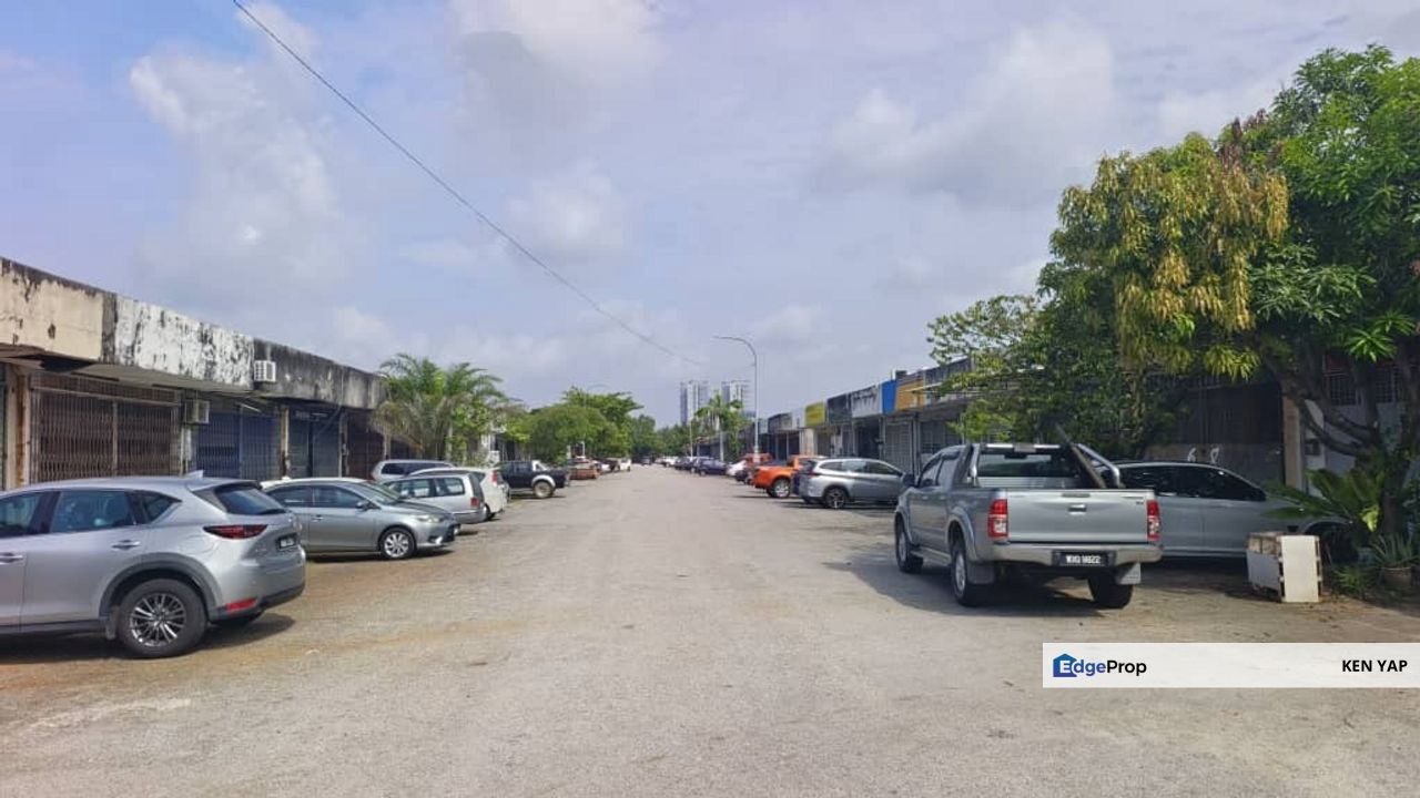 40x80 - 1 Storey Link Factory @ Puchong Utama, Selangor., Selangor, Puchong