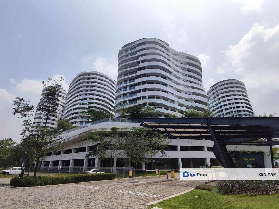 O2 Residence Lot 8, Fully Furnished, 2 Room 2 Bath 2 Carparks, Selangor, Seri Kembangan