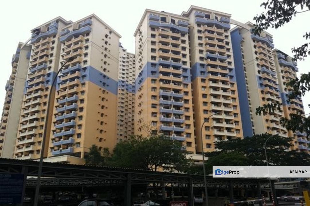 Partly Furnished unit For Rent in Vista Komanwel A, Bukit Jalil, Kuala Lumpur., Kuala Lumpur, Bukit Jalil