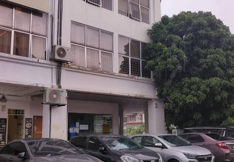 Taman Connaught (Taman Sri Cendikia)