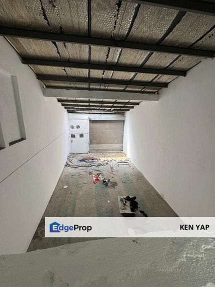 Jalan Anggerik Mokara, Kota Kemuning, Shah Alam, very easy road access, crowded and well maintain location, Selangor, Shah Alam