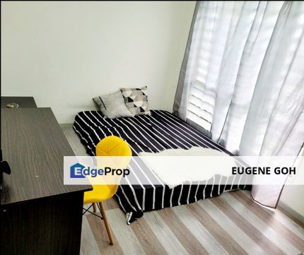 Park Villa Puchong Room -Well Maintained& comfortable Room , just bring your luggage to move in !, Selangor, Puchong