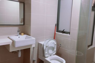 Biji Living (Seventeen Residences)