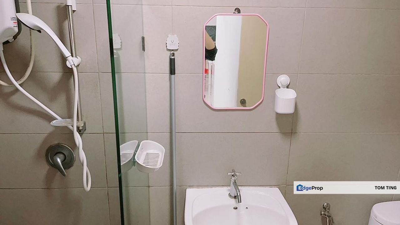 FF Studio Near Midtown Jaya One Centrestage Fully Furnished Avenue D'Vogue Near Jaya One Plaza 33 Centrestage Pacific 63, Selangor, Petaling Jaya