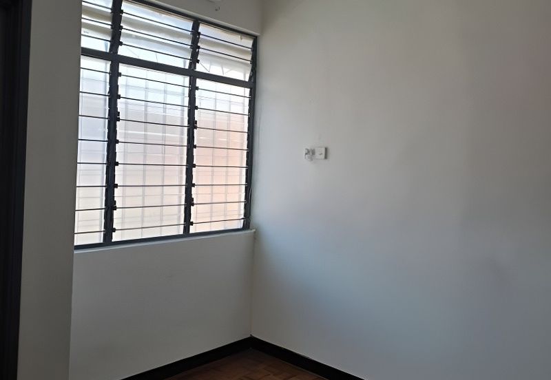 Taman Subang Indah PJS 10