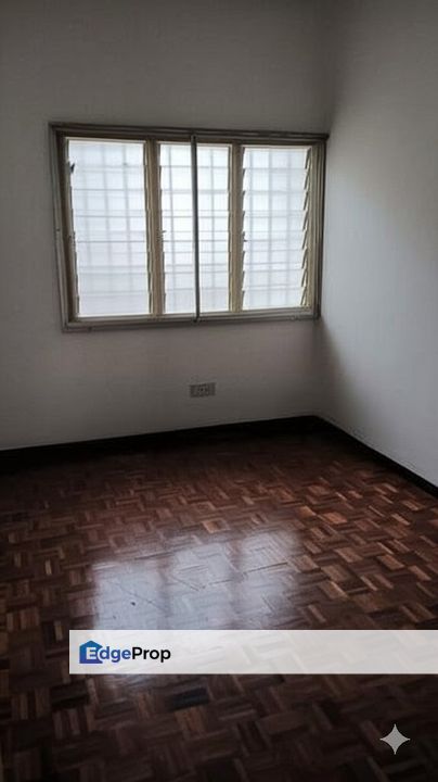 FREEHOLD Guarded Gated Taman Sea Double Storey Terrace House SS23, Selangor, Petaling Jaya