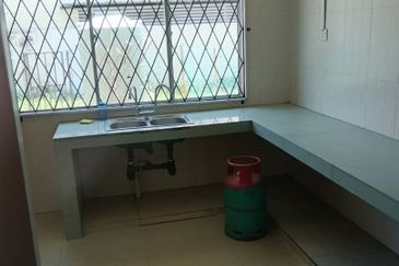 Desa Senadin Phase 4