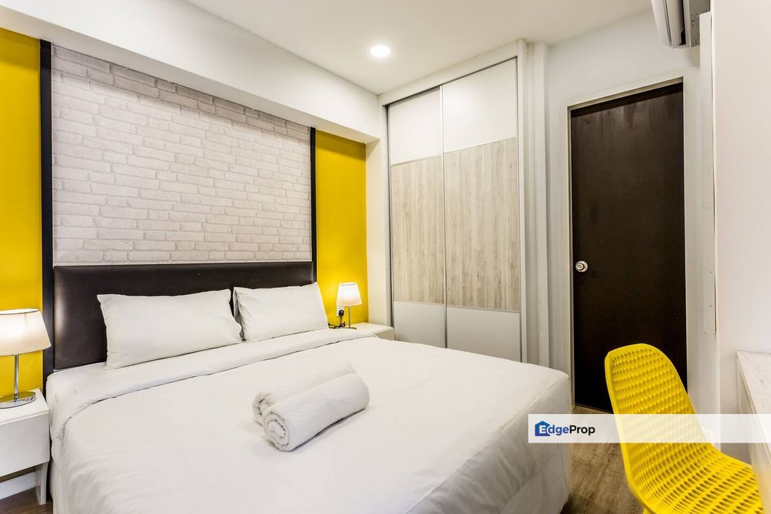 Sunway D'Latour Full Furnished Duplex next Taylor Lakeside Subang BRT, Selangor, Bandar Sunway